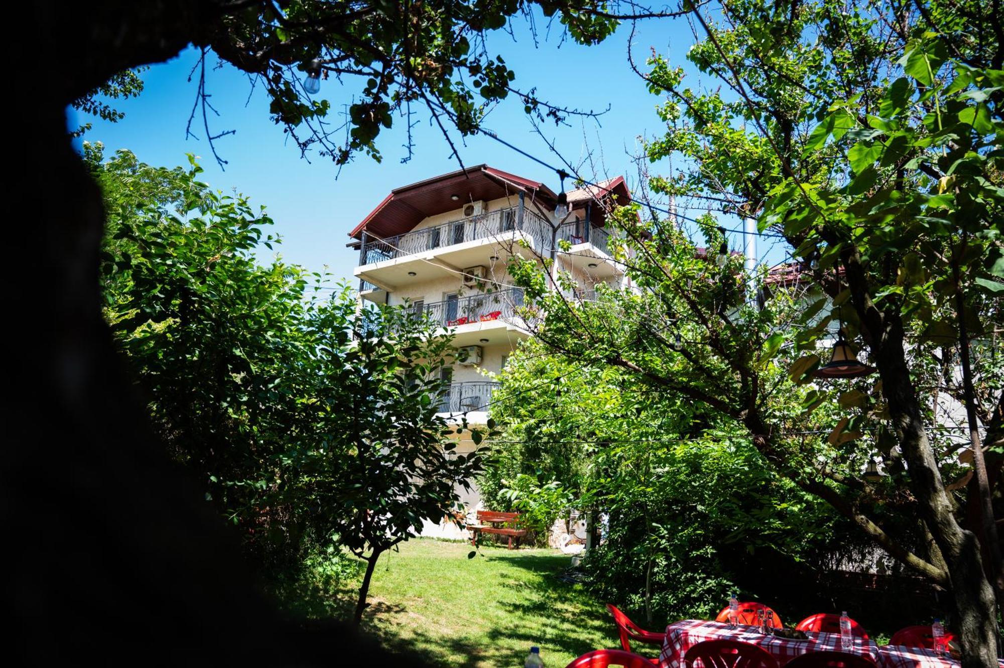 Casa La Dinamo Hotell Două Mai Eksteriør bilde